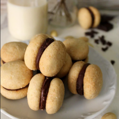 Baci di Dama Piemontesi 150g | Dolci Tradizionali con Nocciole e Cioccolato